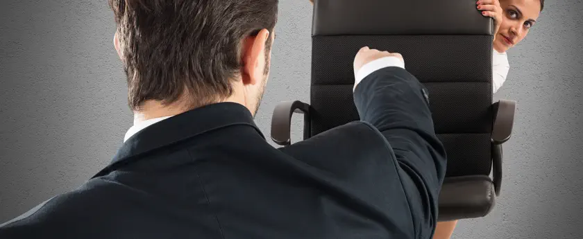 10 Employee Behaviors Bosses Hate Most banner